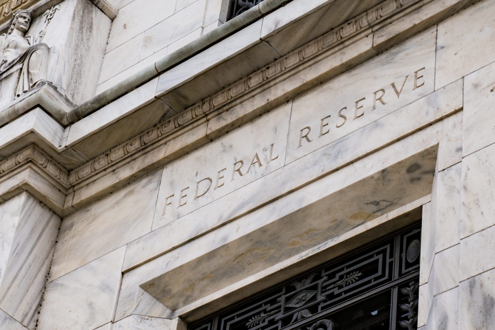 Fed Cuts Interest Rate To 0 Percent In Emergency Vote