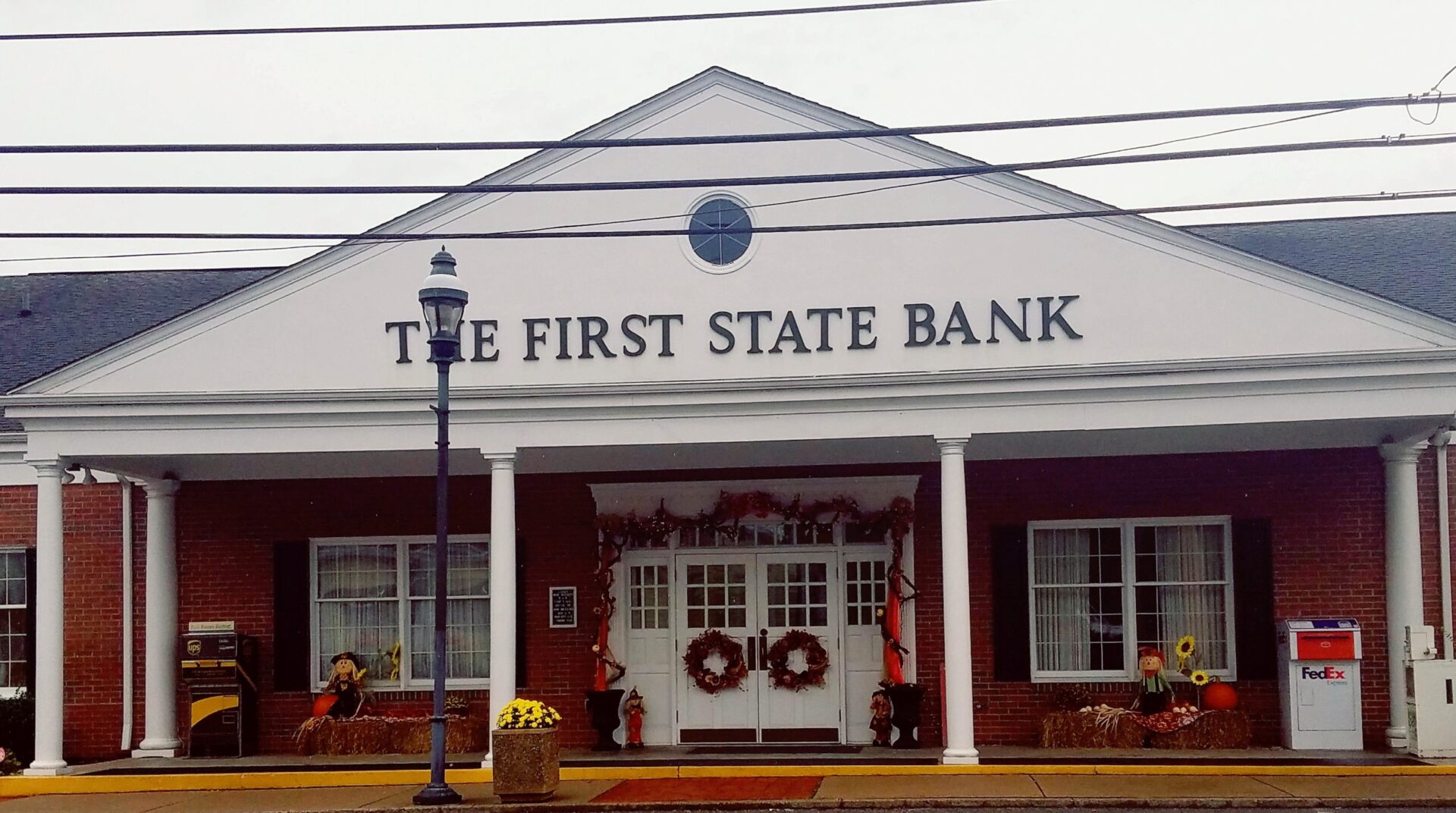 Troubled WVa Bank First To Fail In Coronavirus Era