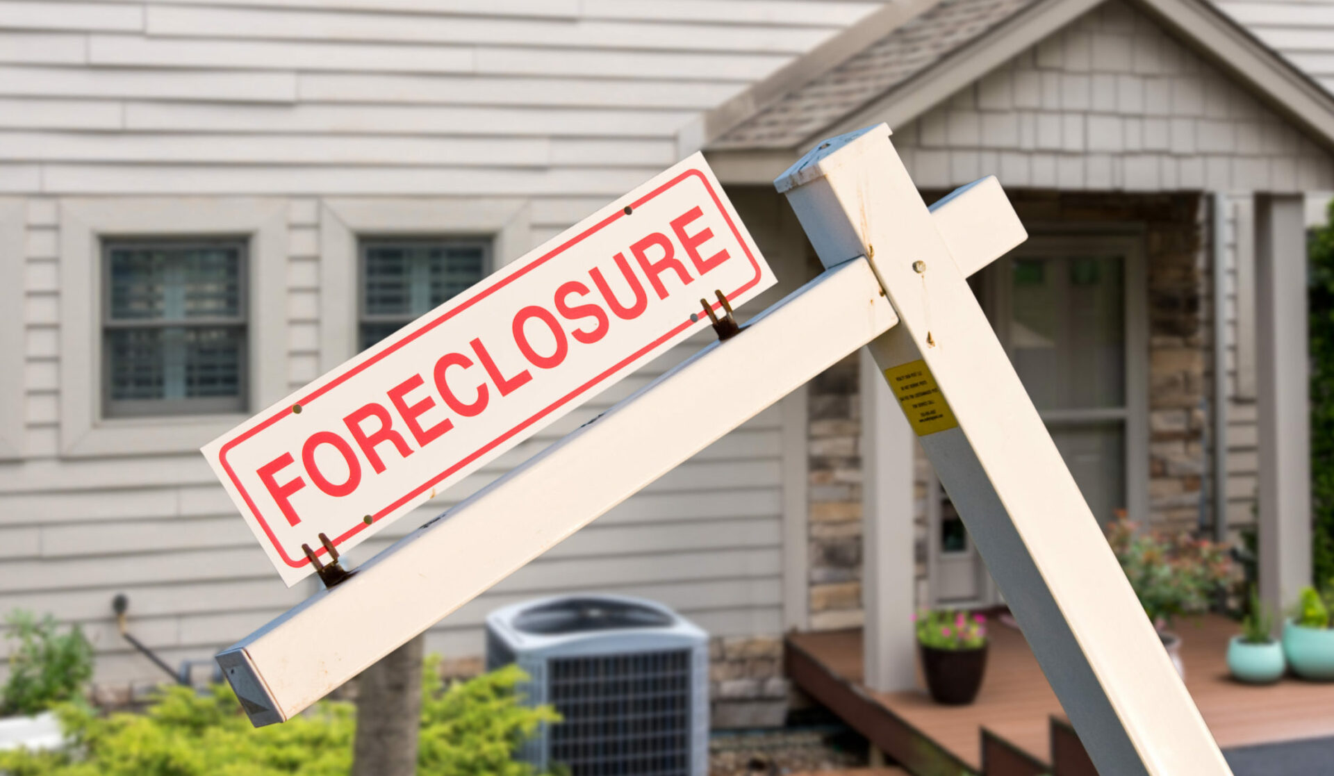Zombie Foreclosures Creep Up