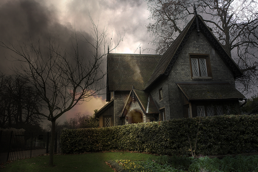 Want to Buy a Haunted House? There’s a Website for That!