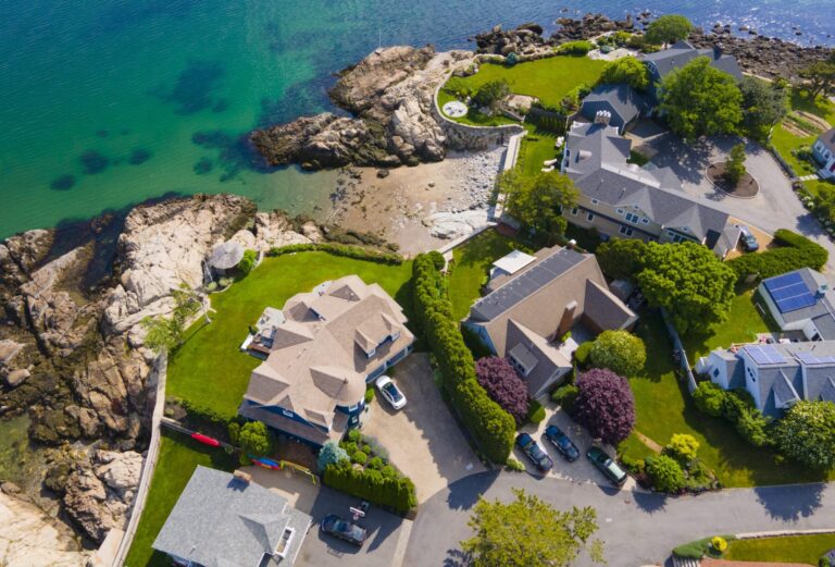 Luxury Home Sales Are Hot Again