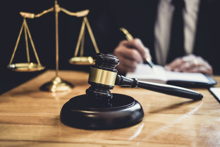 Compass Sues Zillow, Claims New Listing Policy Violates Antitrust Rules